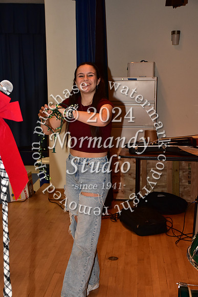 WHS_folio_04