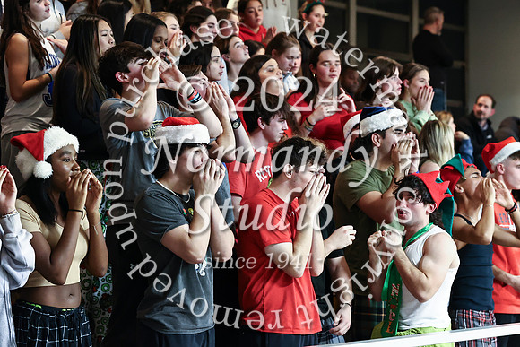 UCH_fans_15