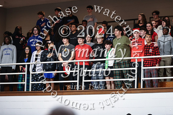 UCH_fans_01