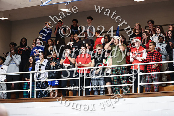 UCH_fans_03