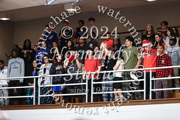 UCH_fans_02