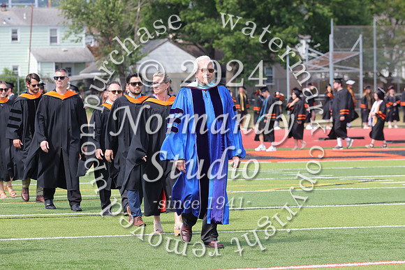 SVL_grad_candids_004