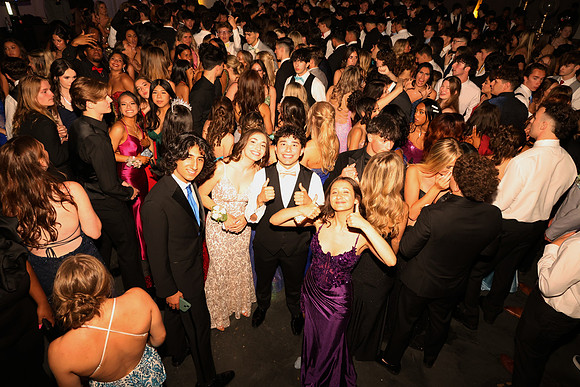 FTH_dancing_256