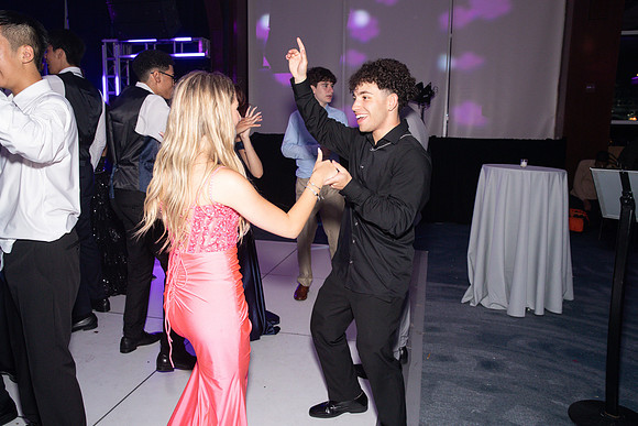 TOT_prom-dance_44