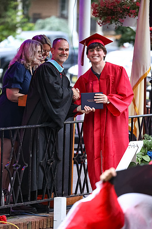 DHS_diplomas_52