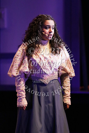 WMC_35_fall play