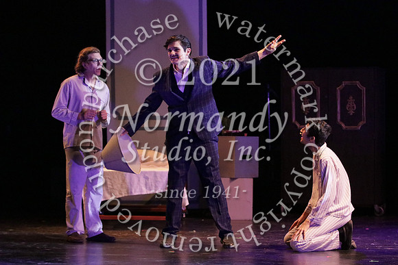 WMC_38_fall play
