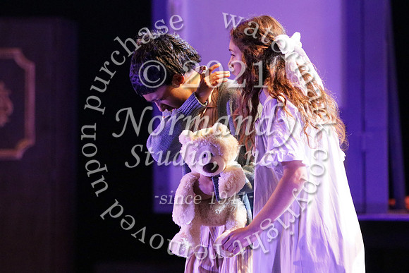 WMC_41_fall play