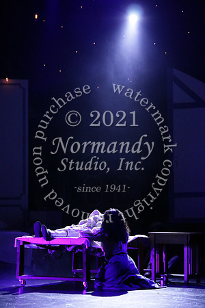 WMC_56_fall play