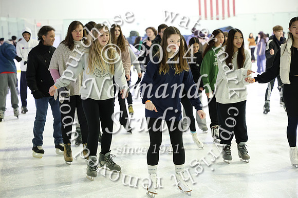 WTG_ice_skate_036
