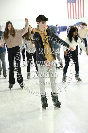 WTG_ice_skate_040