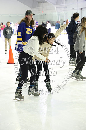 WTG_ice_skate_041