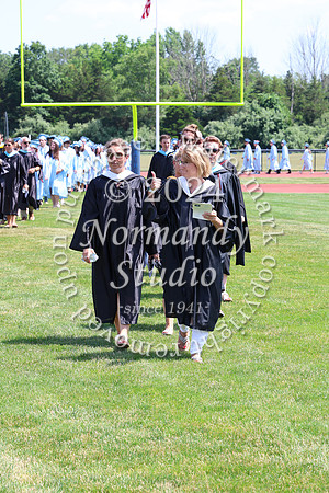 FTH_grad_candids_003