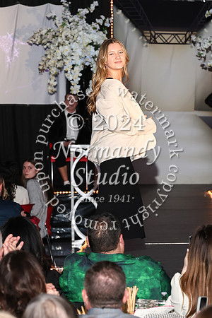 BER_fashion show_13