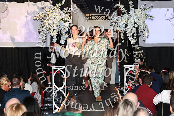 BER_fashion show_29