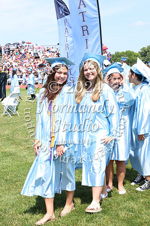 FTH_grad_candids_053