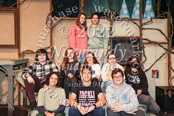 WHS_cast&crew_55