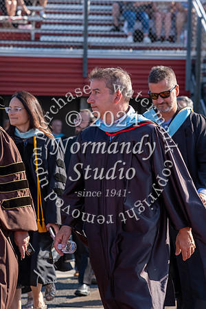 LIB_grad_candids_02