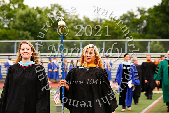 CHS_034_grad_candids