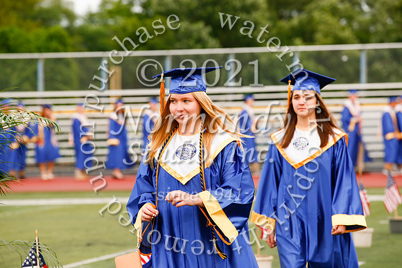 CHS_079_grad_candids