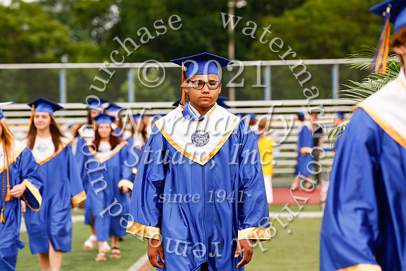 CHS_077_grad_candids