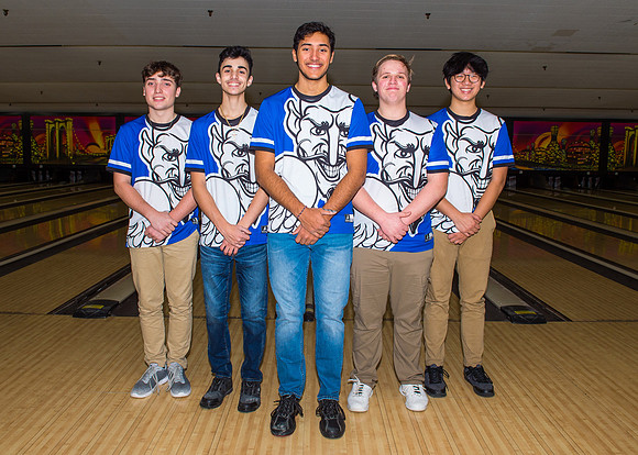 20220117-WHS Bowling Team_D4S_3497 - Varsity 2