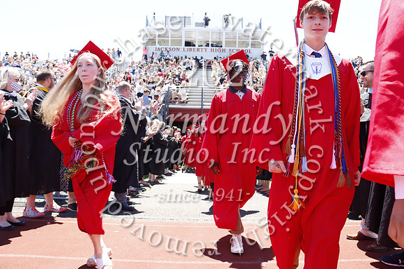 LIB_019_grad_candids
