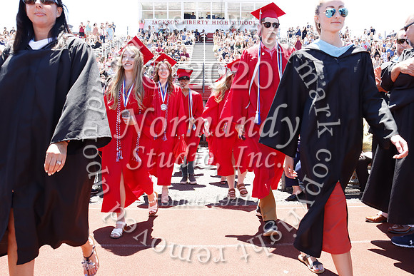 LIB_012_grad_candids