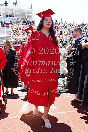 LIB_028_grad_candids