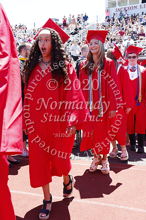 LIB_045_grad_candids