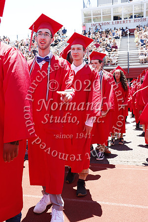 LIB_042_grad_candids