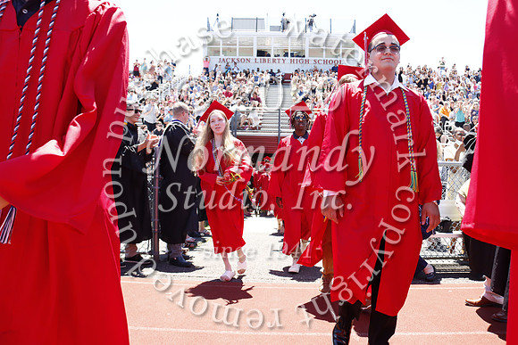 LIB_018_grad_candids