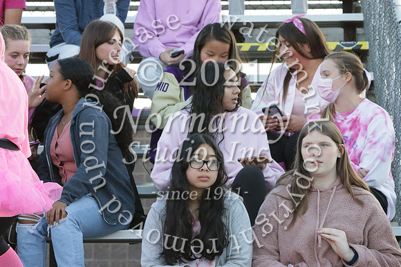 MON_18_fans.jpg