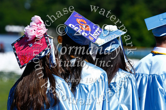 FTH_037_grad_candids