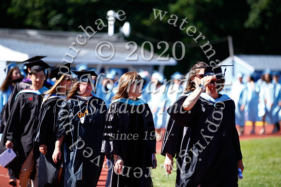 FTH_001_grad_candids