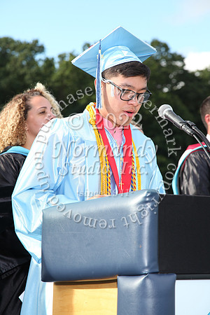 FTH_grad_candids_005