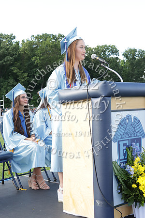 FTH_grad_candids_055