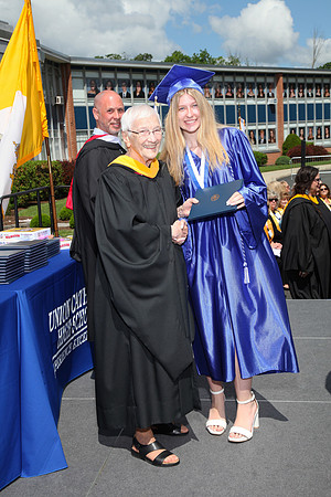 UCH_diplomas_048