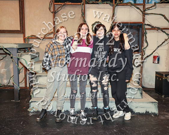 WHS_cast&crew_45