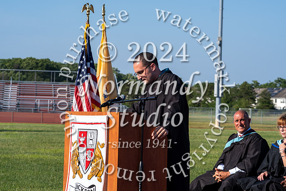 LIB_grad_candids_69