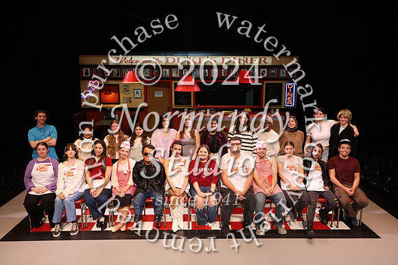 WTG_cast+crew_grps_03