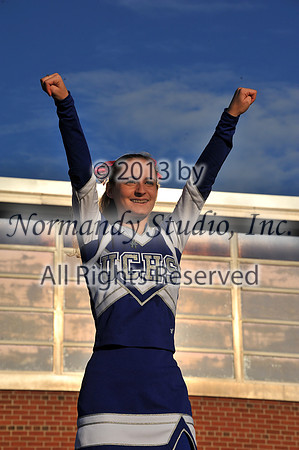 UCH-Cheer_058