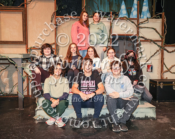 WHS_cast&crew_54
