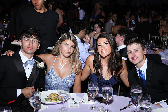 TOT_table_photos_1057