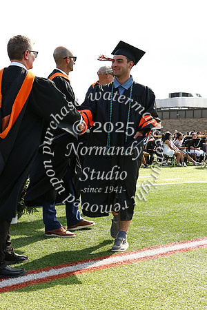 SVL_diplomas_home_side_33