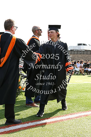 SVL_diplomas_home_side_27