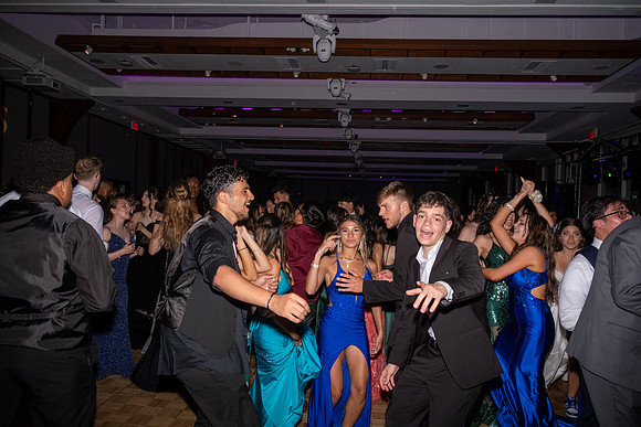 TOT_dancing_1180