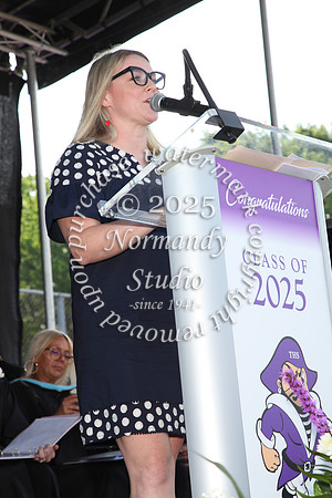 TOT_grad_candids_021