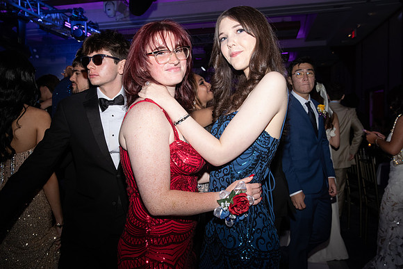 TOT_prom-dance_03