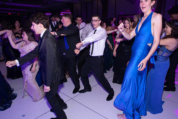 TOT_prom-dance_52